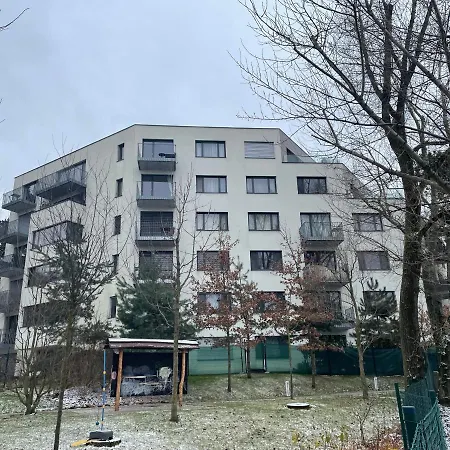 Forestpark, Free Parking, Self-check In 公寓 布拉迪斯拉发